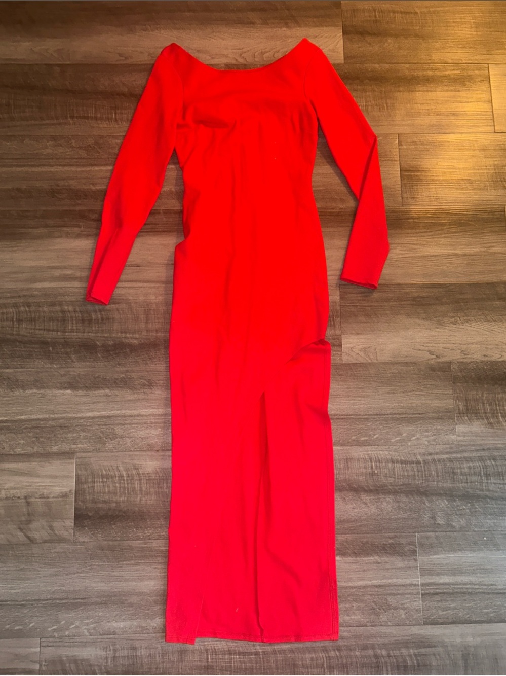 Lulu’s Red Long Sleeve Slit Maxi Dress